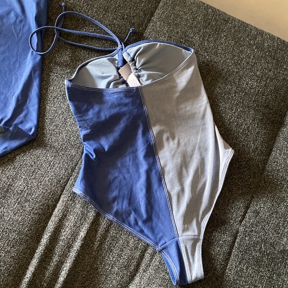 Hop Lun Women's 1-Piece Swimsuits with Beach Cover Up Stylish 3d flower size S - Picture 6 of 6